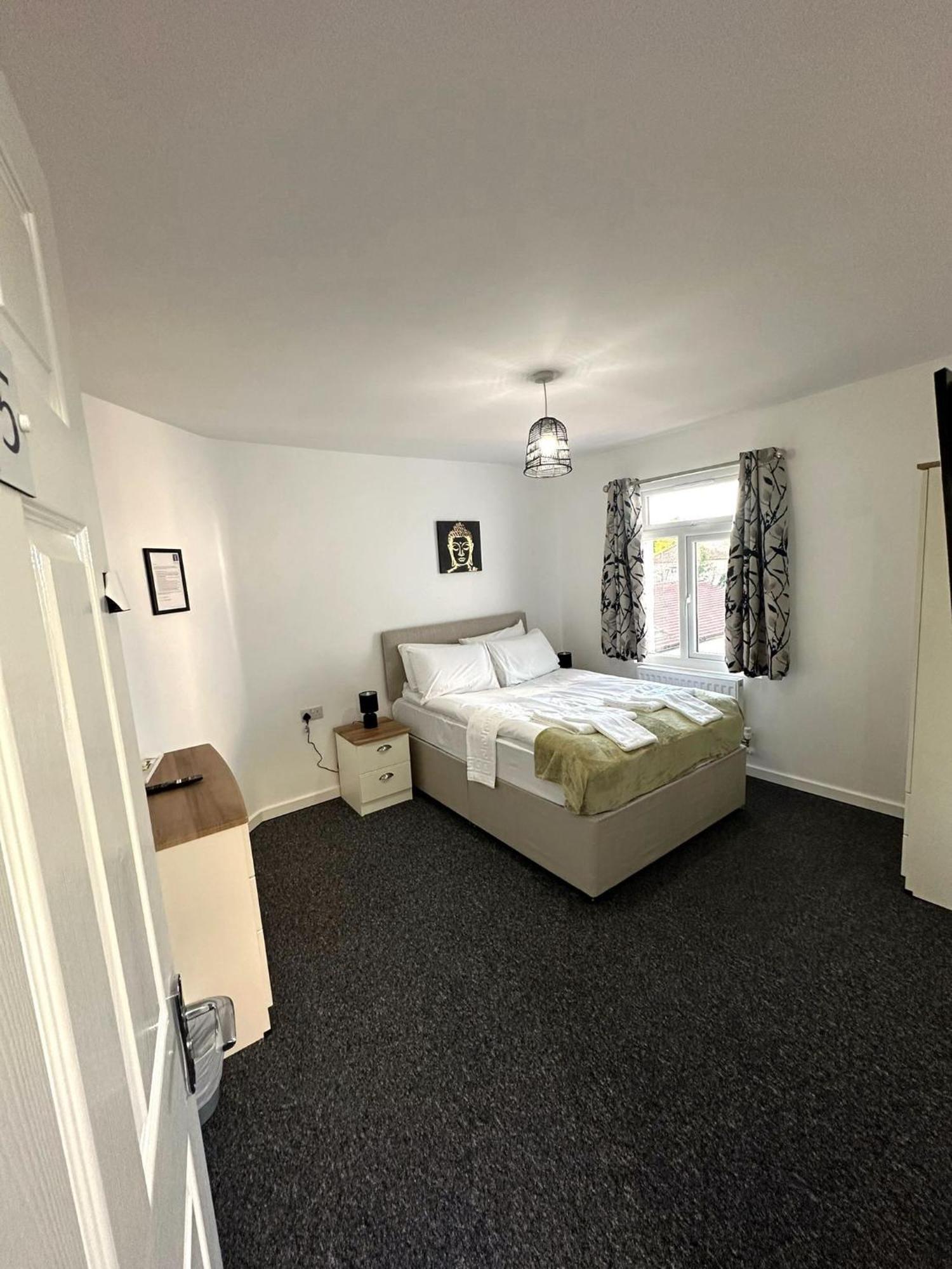 Newmarket Road And Suites By Tas CBG